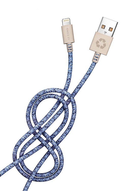 Bleu iPhone Lightning cable · 2 meter · Made of recycled fishing nets